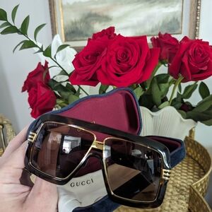 Gucci oversized sunglasses 2️⃣5️⃣0️⃣